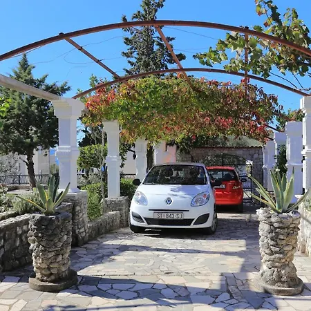 By The Sea Kanica, - 1106 Appartement *