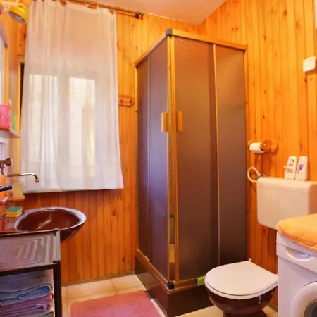 By The Sea Kanica, - 1106 *