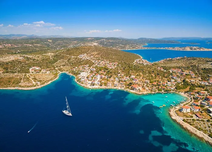 By The Sea Kanica, - 1106 *